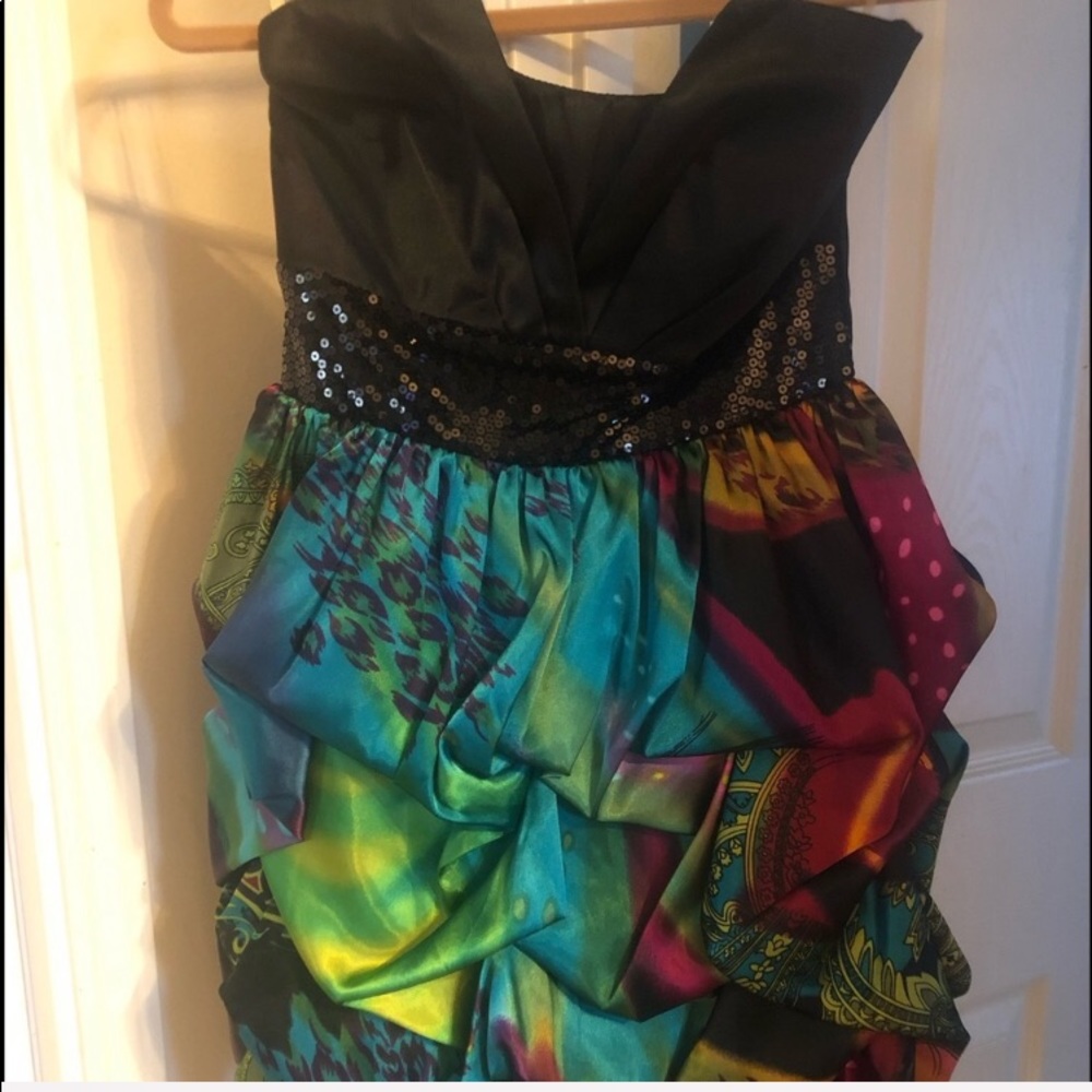 Strapless dress